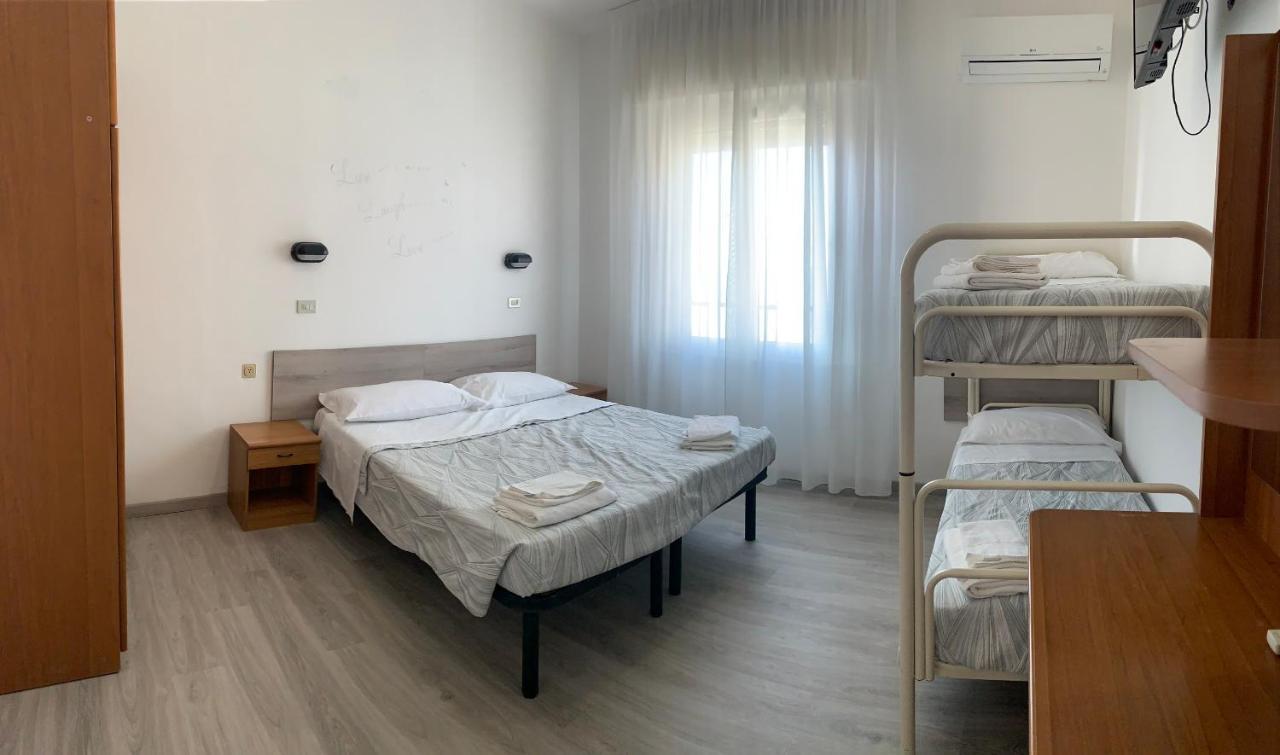 Hotel Laika Rimini Exterior photo